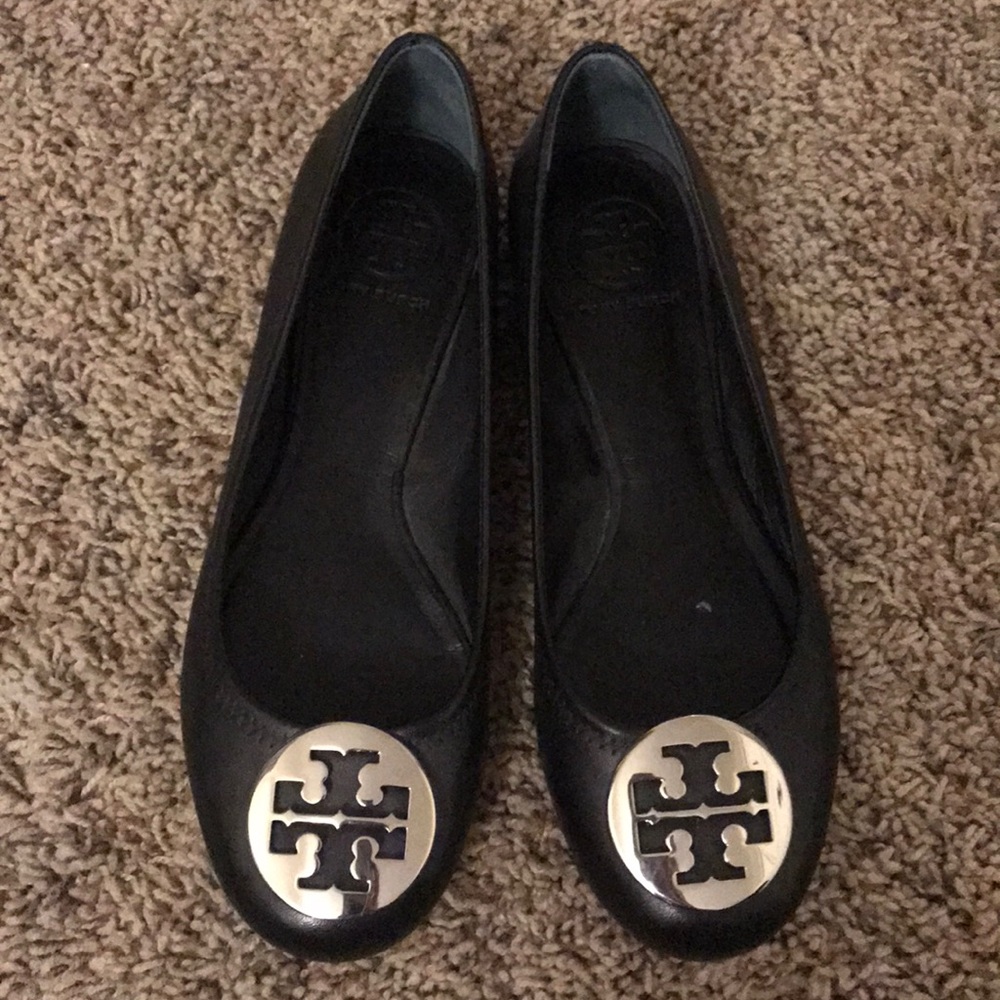 ⚡️SALE Tory Burch Black Leather Flats ⚡️